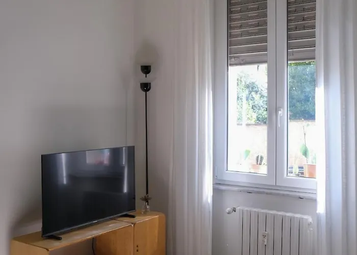 Casa B11 - Bilocale Moderno A San Donato, *